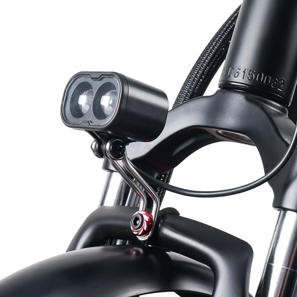 Front headlight and handlebars of EMOVE RoadRunner V3